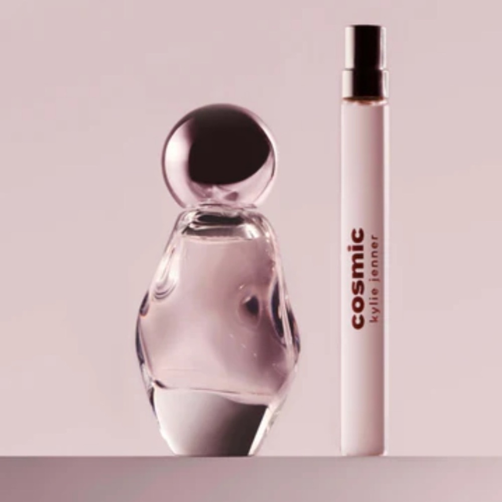 NEW COSMIC KYLIE JENNER PERFUME .30 ml (1 oz) and 10ml (.33oz) PACK!
